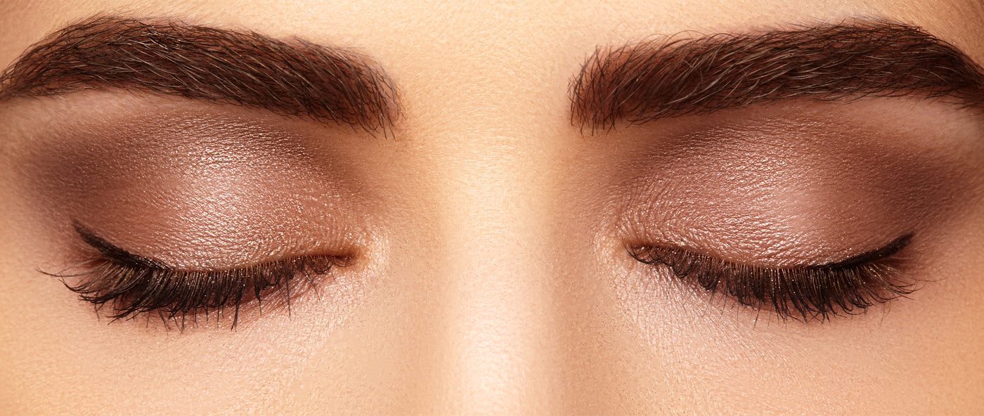 65 Pretty Eye Makeup Looks : brown glitter makeup look  Sparkly eye  makeup, Shimmer eye makeup, Glitter makeup looks